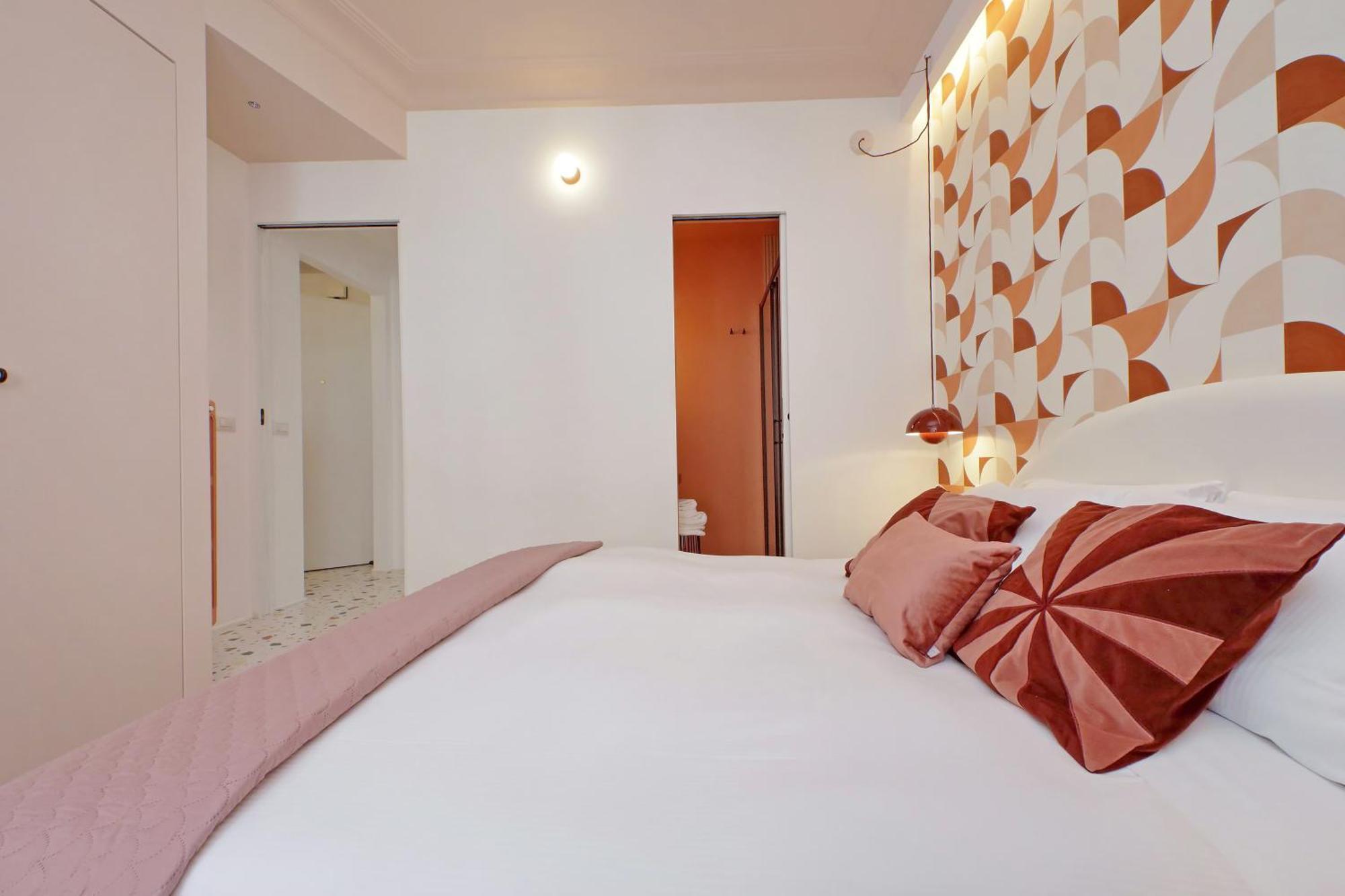 Ych-Colorful And Classy Apartment Near Fori Imperiali ローマ エクステリア 写真